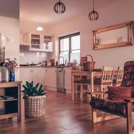 Domek Holiday home Obleze